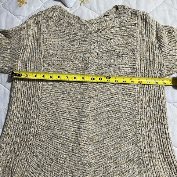 Nic+Zoe sweater - Picture 8 of 9